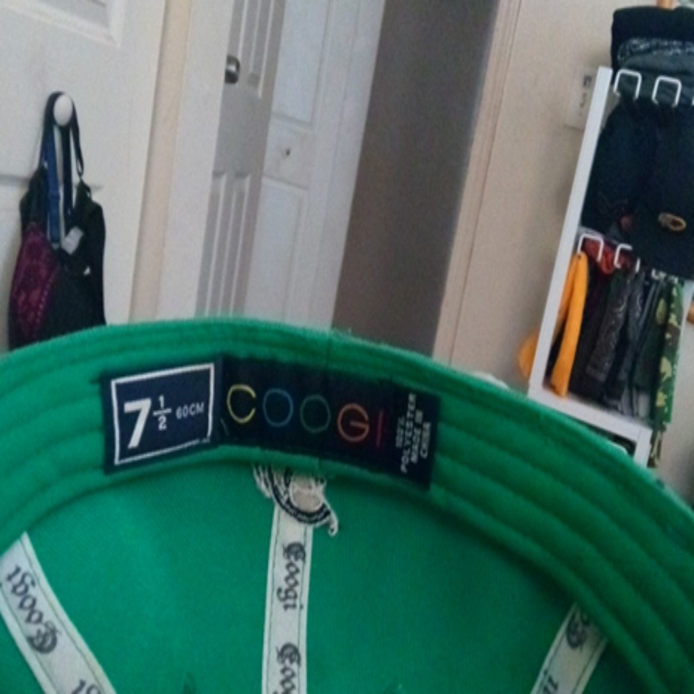 Hat - Picture 2 of 4